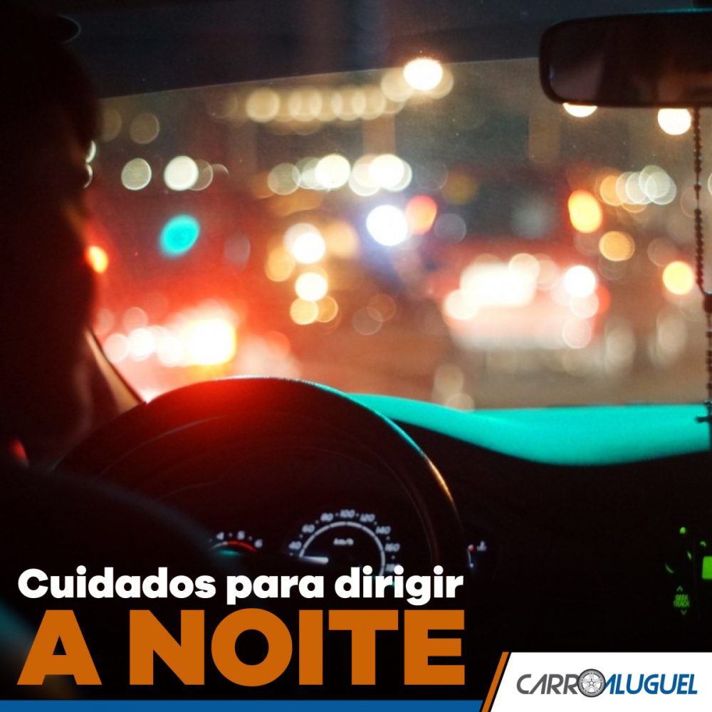 Interior de um carro à noite
