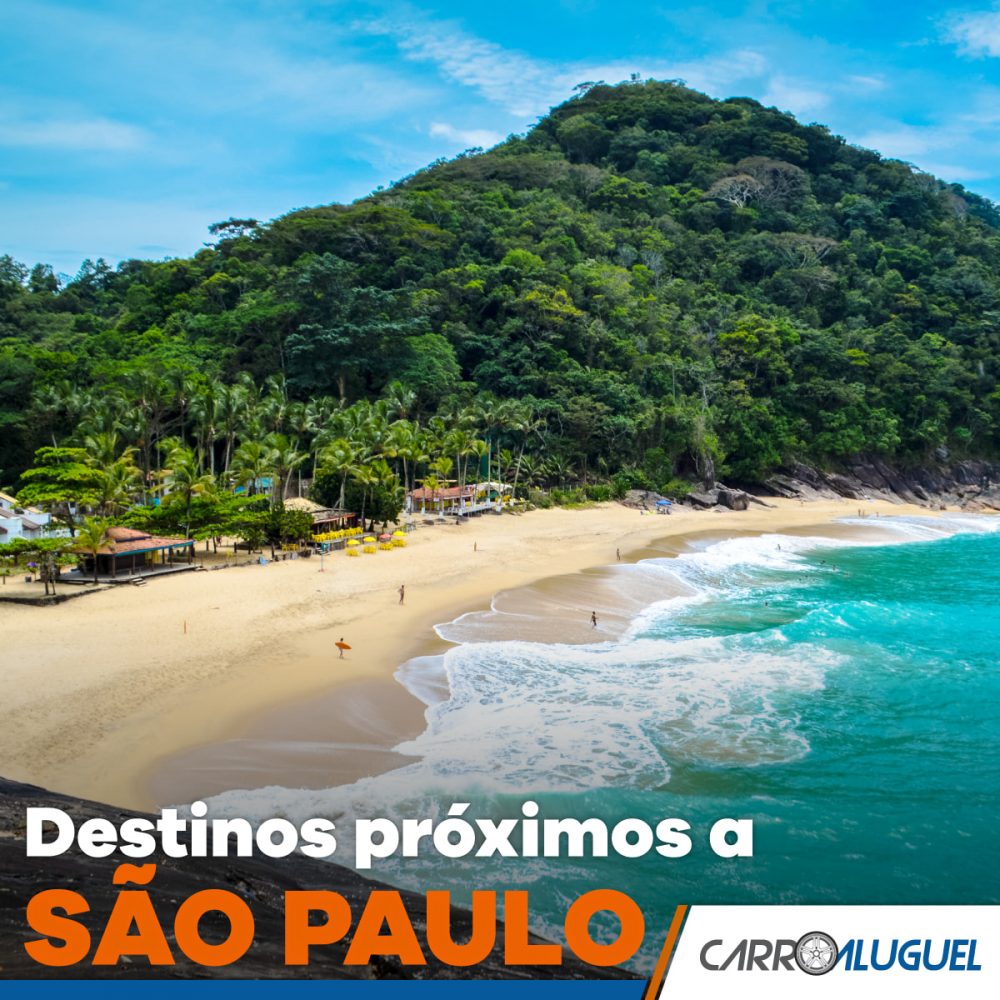 Imagem de uma praia, com o título: destinos próximos a