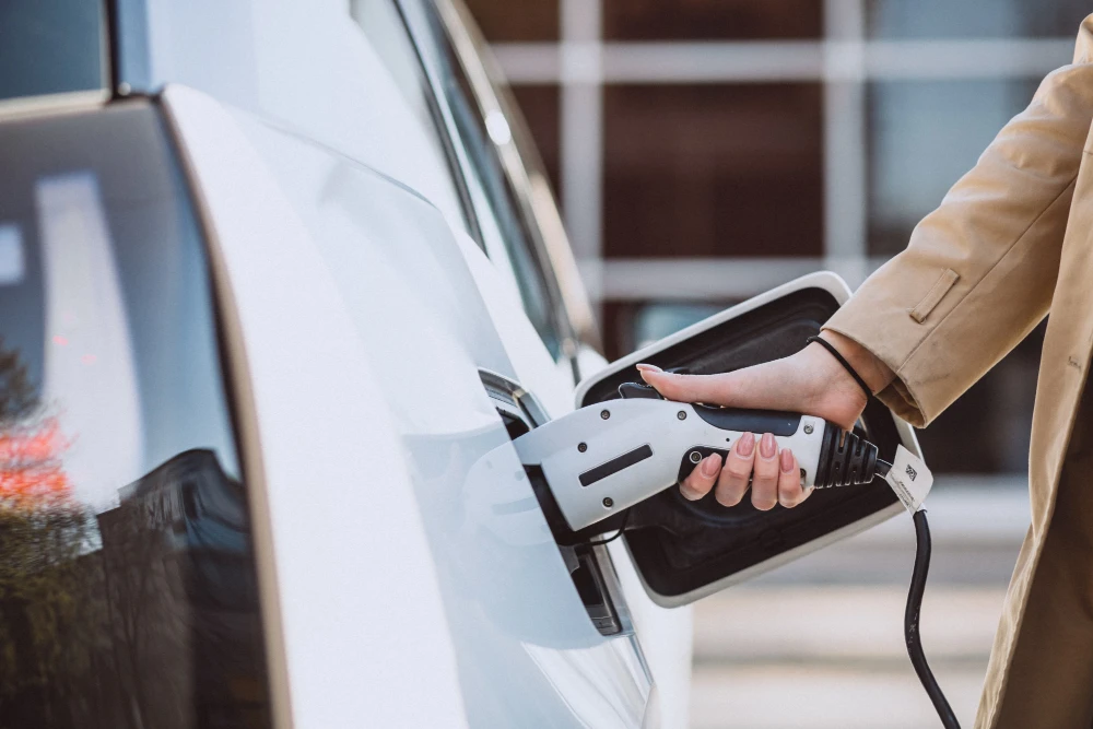 abastecer carro elétrico